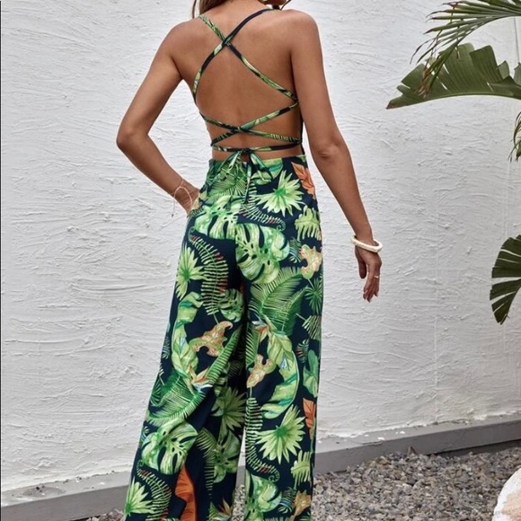 SHEIN tropical lace up back cami tropical jumpsuit in medium.